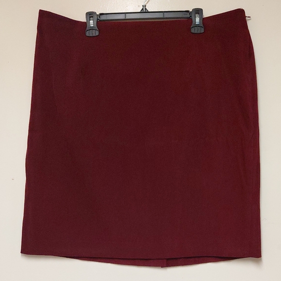 Vintage Leslie Fay Burgundy Mini Skirt Size 22W Petite - Picture 1 of 10